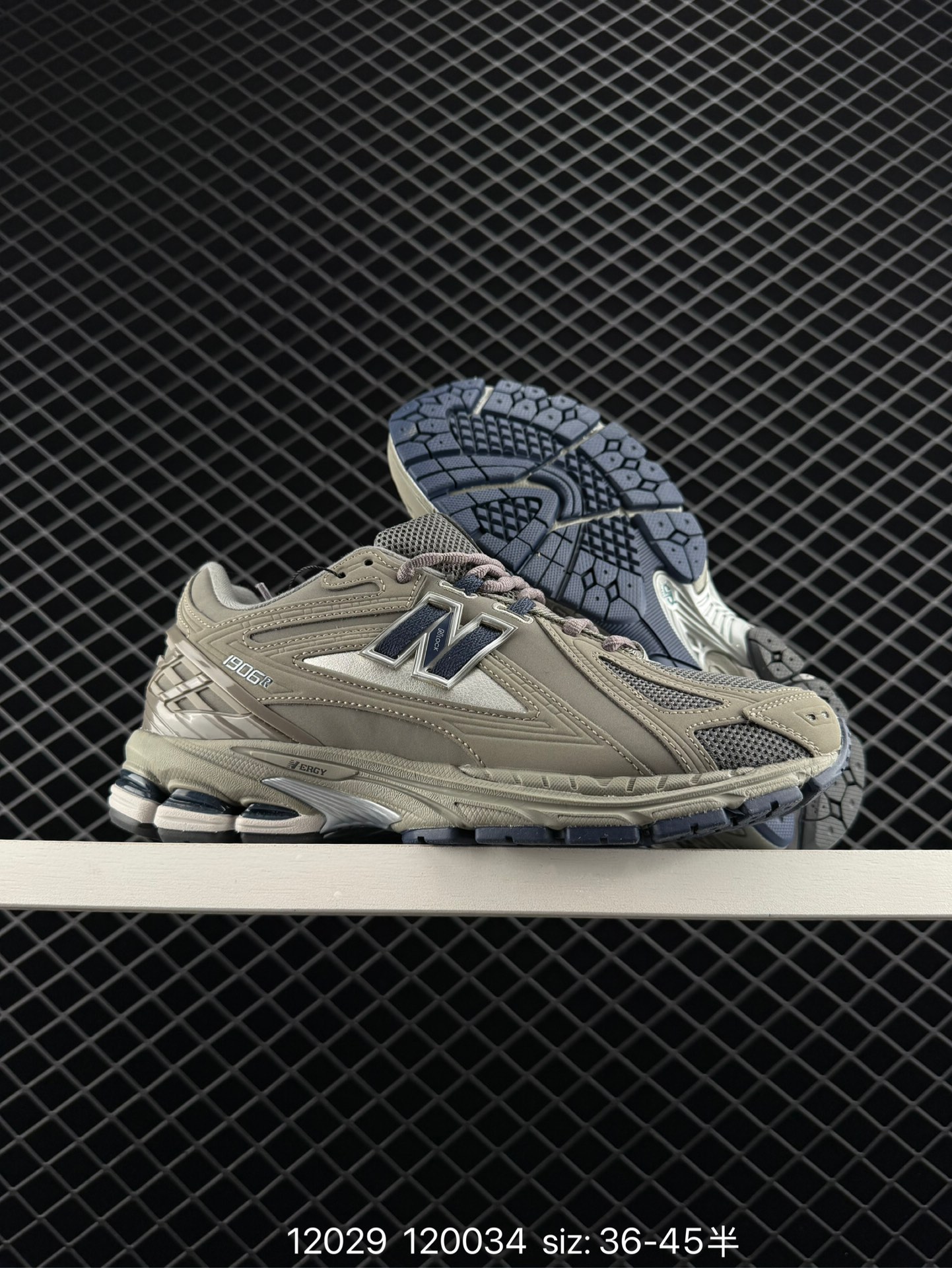 New Balance M1906